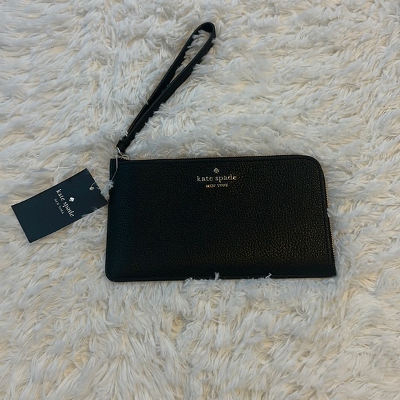 kate spade Accessories - Kate Spade Medium Zip Wristlet Black